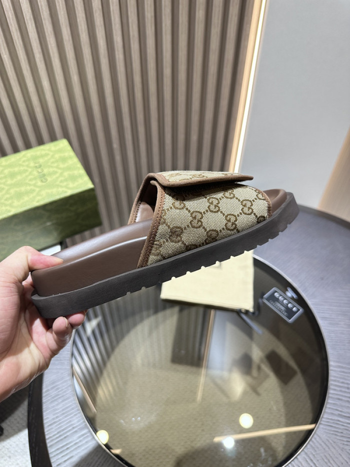Gv*c slippers