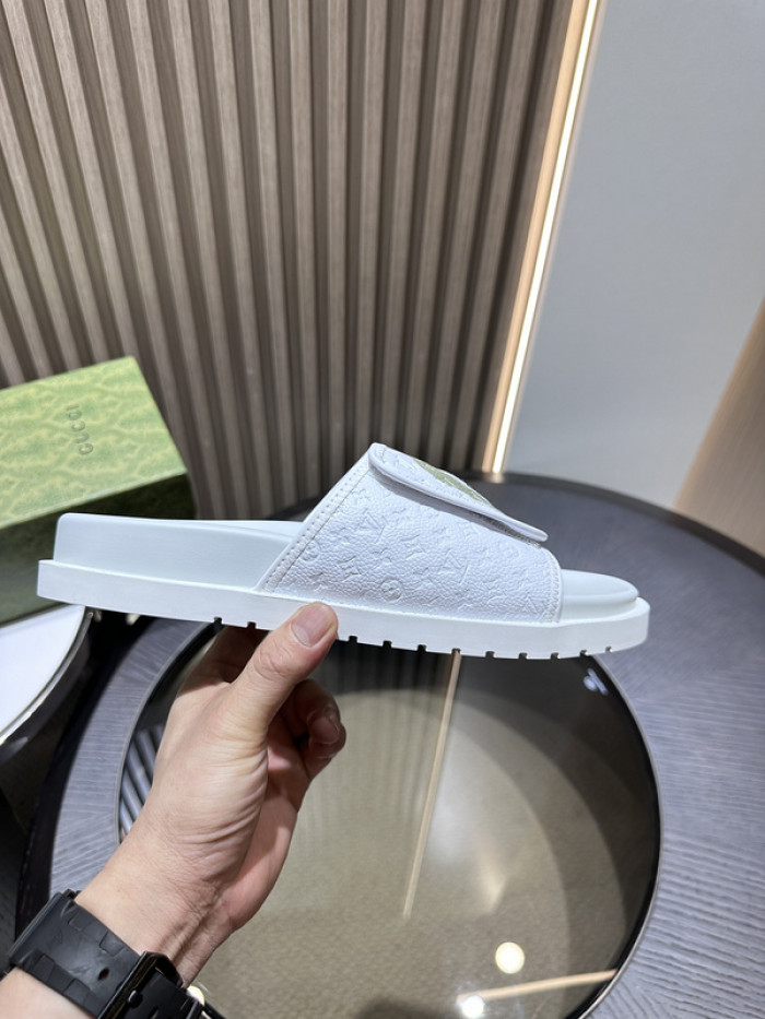 Gv*c slippers