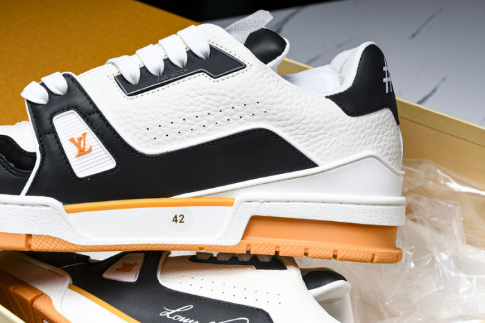 LV SNEAKER LOW FOR-LV135