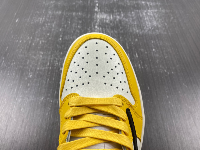 Travis Scott x Air Jordan 1 Low DZ4137-700-6175