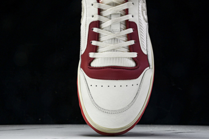 Gv*c sneaker