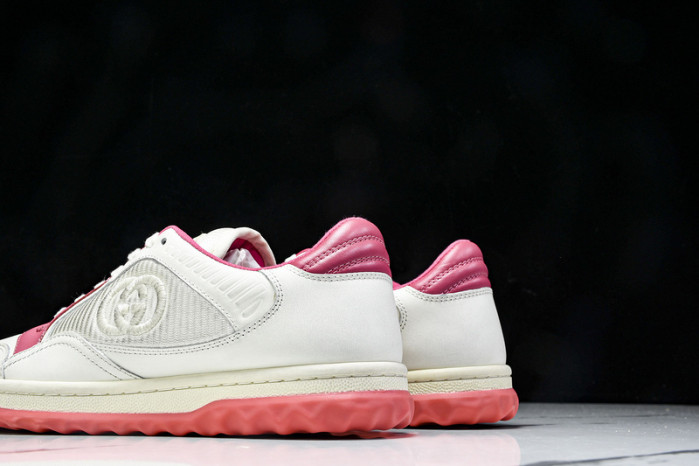 Gv*c sneaker