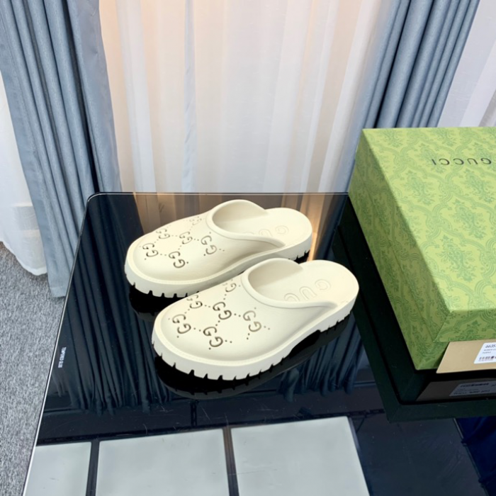 Gv*c slippers