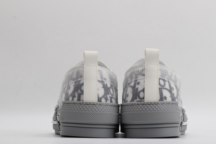 D10R B23 Sneakers Low Top