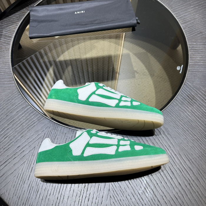 AMIRI AR-2002