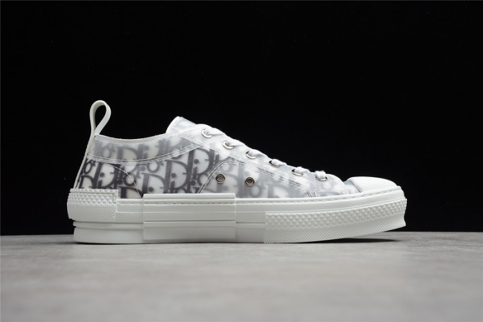 D10R B23 Low Top Logo Oblique Sneakers