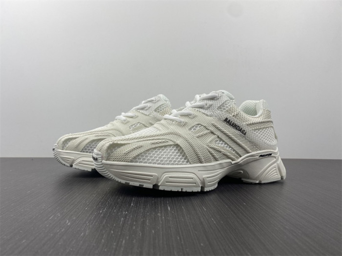 blcg   phanT0m  yeeshoes042101