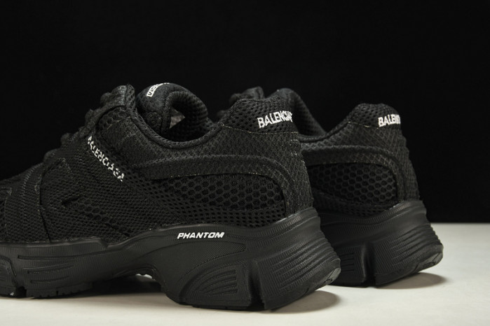 blcg   phanT0m  yeeshoes042801