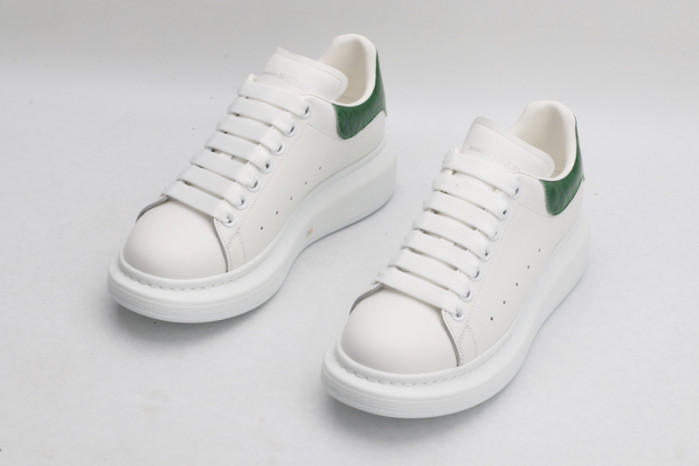 MQ Sneakers