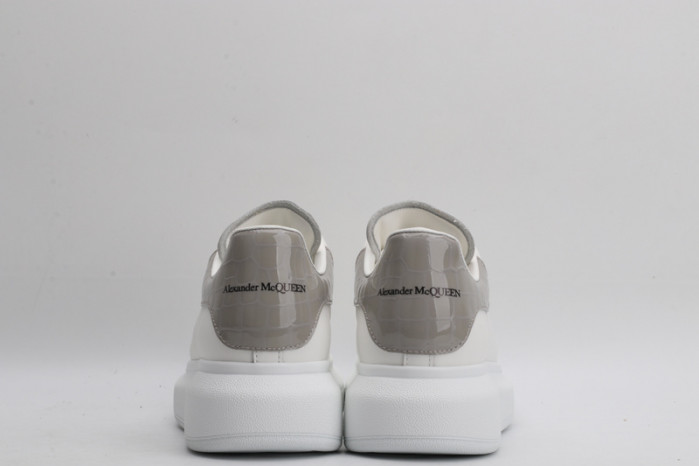MQ Sneakers