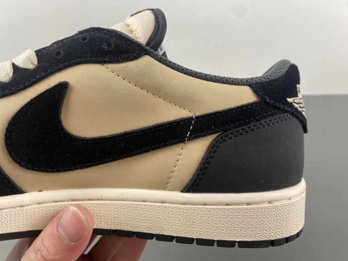 Air Jordan 1 Retro DM7866-201