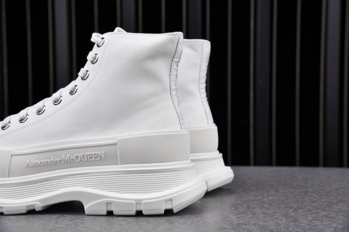 MQ Sneakers