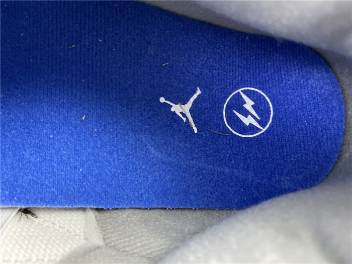 AIR JORDAN 3 RETRO WHITE BLUE CT8532-040